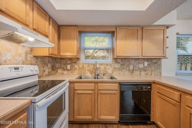 597 STURDIVANT Avenue, Atlantic Beach, FL 32233