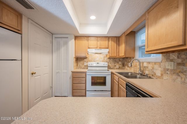 597 STURDIVANT Avenue, Atlantic Beach, FL 32233