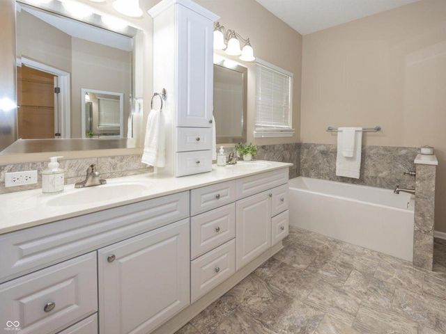 16790 Maraschino Drive, Noblesville, IN 46062