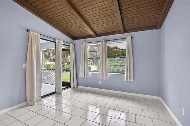 4661 Perth Road 4661, West Palm Beach, FL 33415