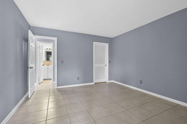 4661 Perth Road 4661, West Palm Beach, FL 33415
