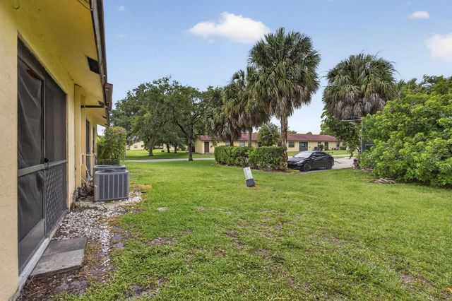 4661 Perth Road 4661, West Palm Beach, FL 33415