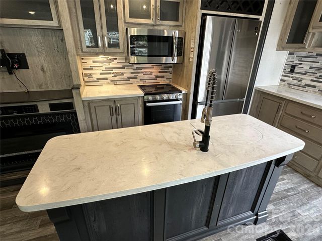 133 Marina Drive, New London, NC 28127