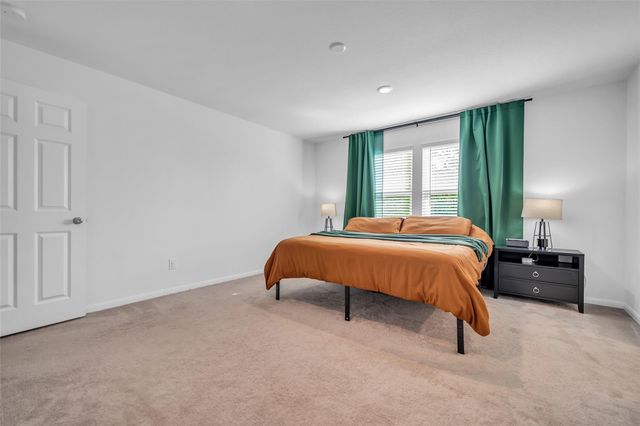 7306 Madison Commons Lane, Houston, TX 77075