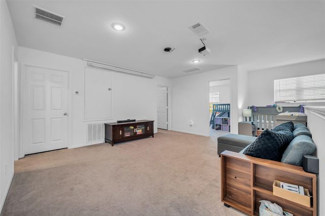 7306 Madison Commons Lane, Houston, TX 77075