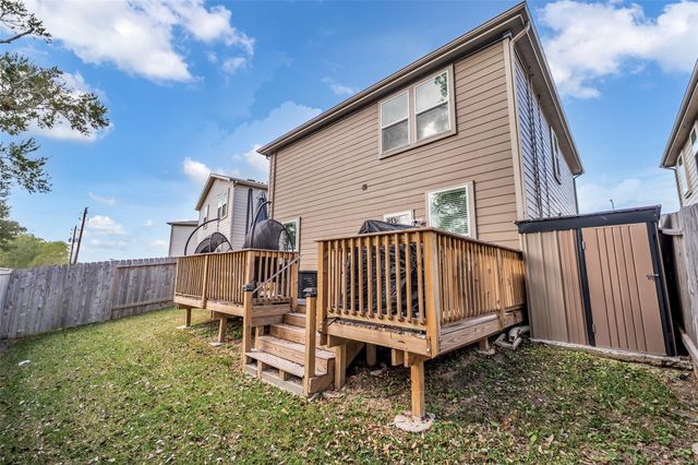 7306 Madison Commons Lane, Houston, TX 77075