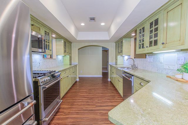 3777 Scenic Ridge Dr, Pensacola, FL 32514