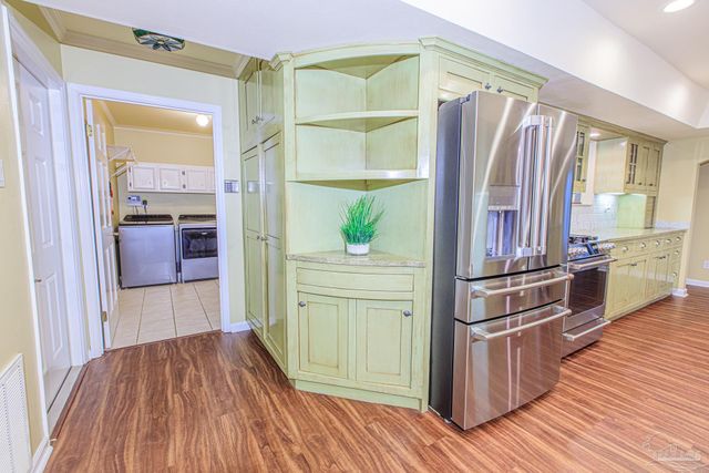 3777 Scenic Ridge Dr, Pensacola, FL 32514