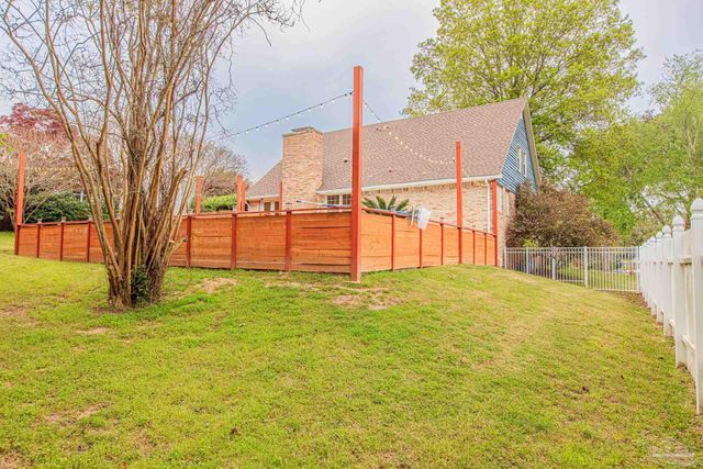 3777 Scenic Ridge Dr, Pensacola, FL 32514