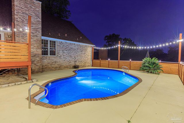 3777 Scenic Ridge Dr, Pensacola, FL 32514