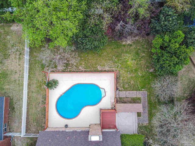 3777 Scenic Ridge Dr, Pensacola, FL 32514