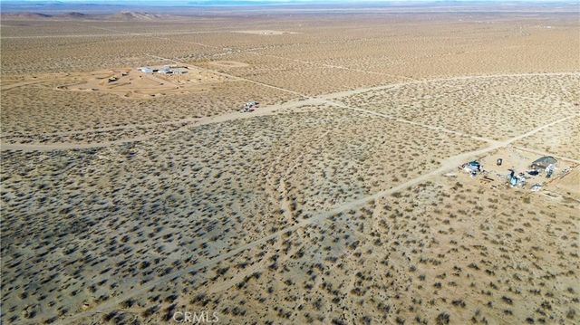 462 Pascal Lane, Adelanto, CA 92301