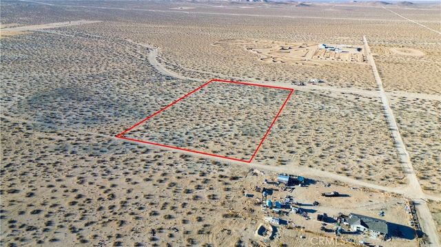 462 Pascal Lane, Adelanto, CA 92301