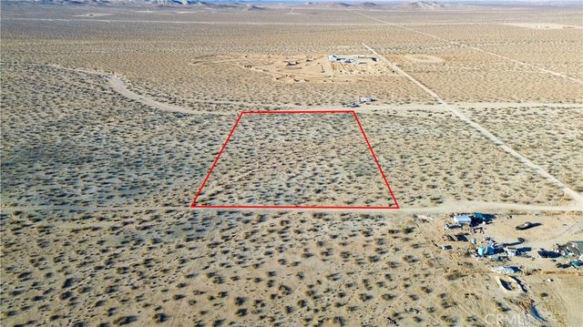 462 Pascal Lane, Adelanto, CA 92301