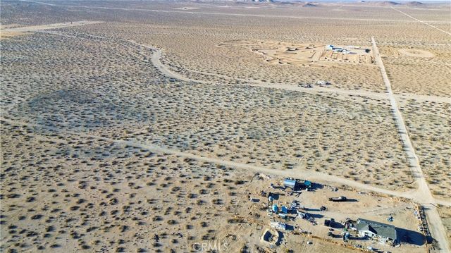 462 Pascal Lane, Adelanto, CA 92301