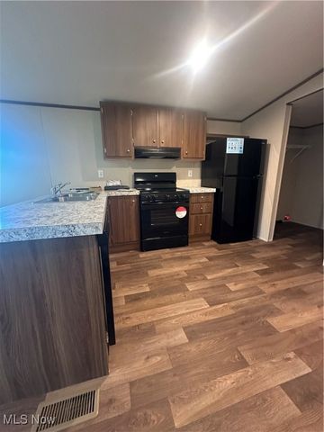 519 Beaver Street 16, Orrville, OH 44667