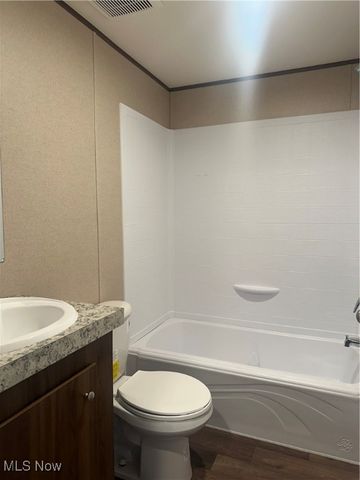 519 Beaver Street 16, Orrville, OH 44667