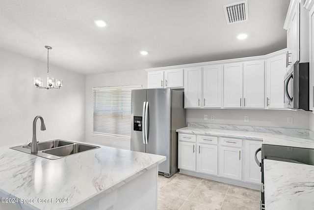 1063 Grantham Lane, Palm Bay, FL 32909