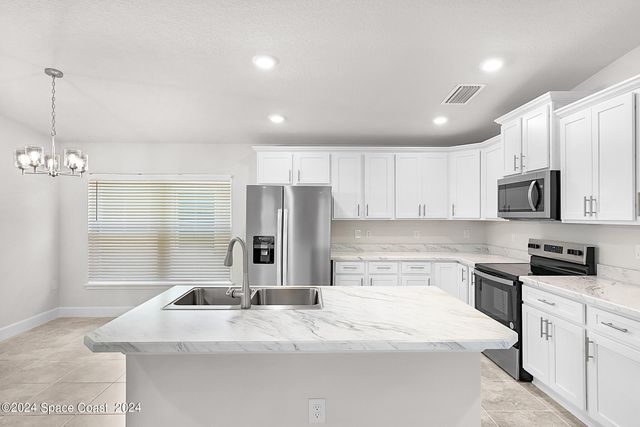 1063 Grantham Lane, Palm Bay, FL 32909