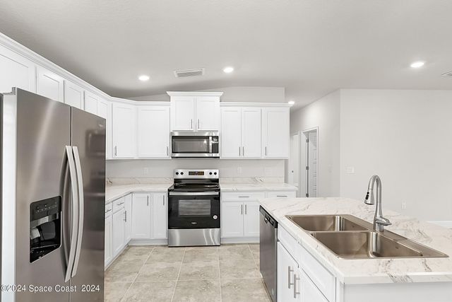 1063 Grantham Lane, Palm Bay, FL 32909