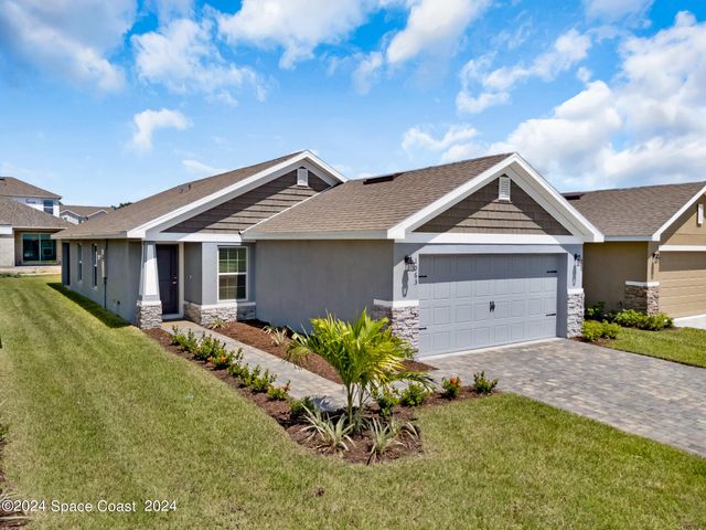 1063 Grantham Lane, Palm Bay, FL 32909