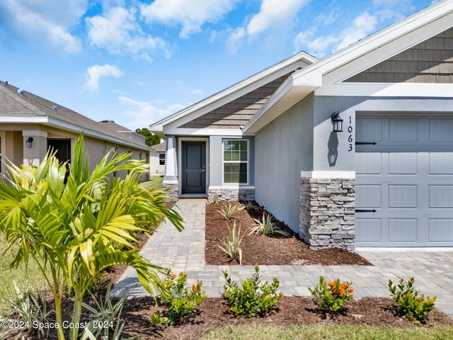 1063 Grantham Lane, Palm Bay, FL 32909