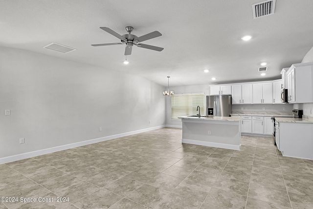 1063 Grantham Lane, Palm Bay, FL 32909