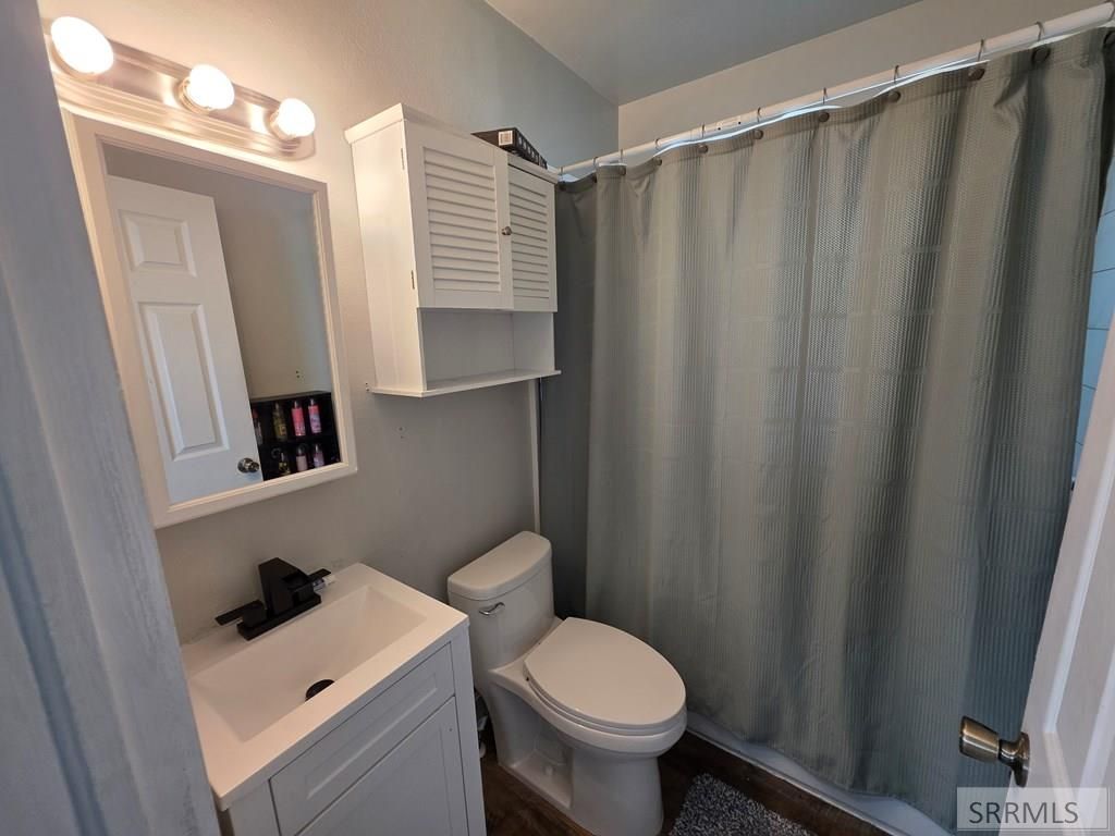 Image 10 of property listing at 445 5th Street, Idaho Falls, ID 83401