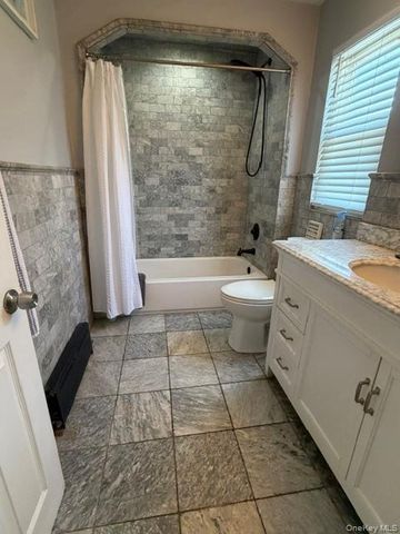 1601 Cross Bay Boulevard, Broad Channel, NY 11693