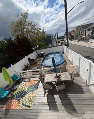 1601 Cross Bay Boulevard, Broad Channel, NY 11693