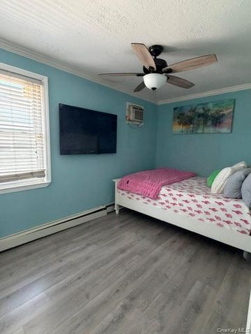 1601 Cross Bay Boulevard, Broad Channel, NY 11693