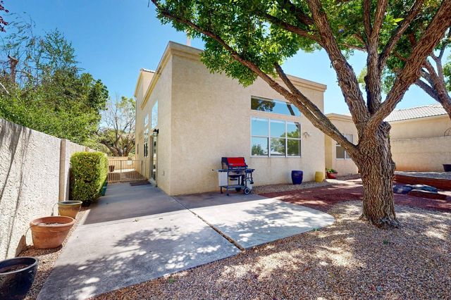 7504 Laster Avenue NE, Albuquerque, NM 87109