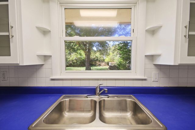 211 BOURN AVE, Columbia, MO 65203