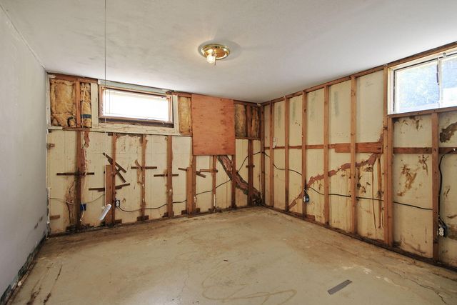 211 BOURN AVE, Columbia, MO 65203