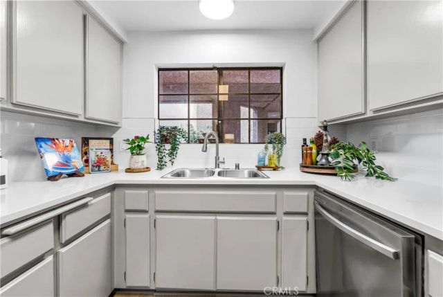 4161 Hathaway Avenue 40, Long Beach, CA 90815