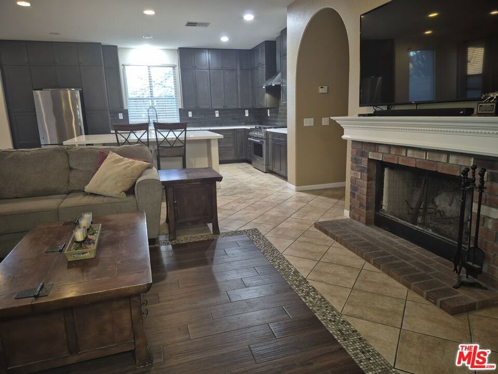 Image 11 of property listing at 12714 Burbank Road, Eastvale, CA 92880