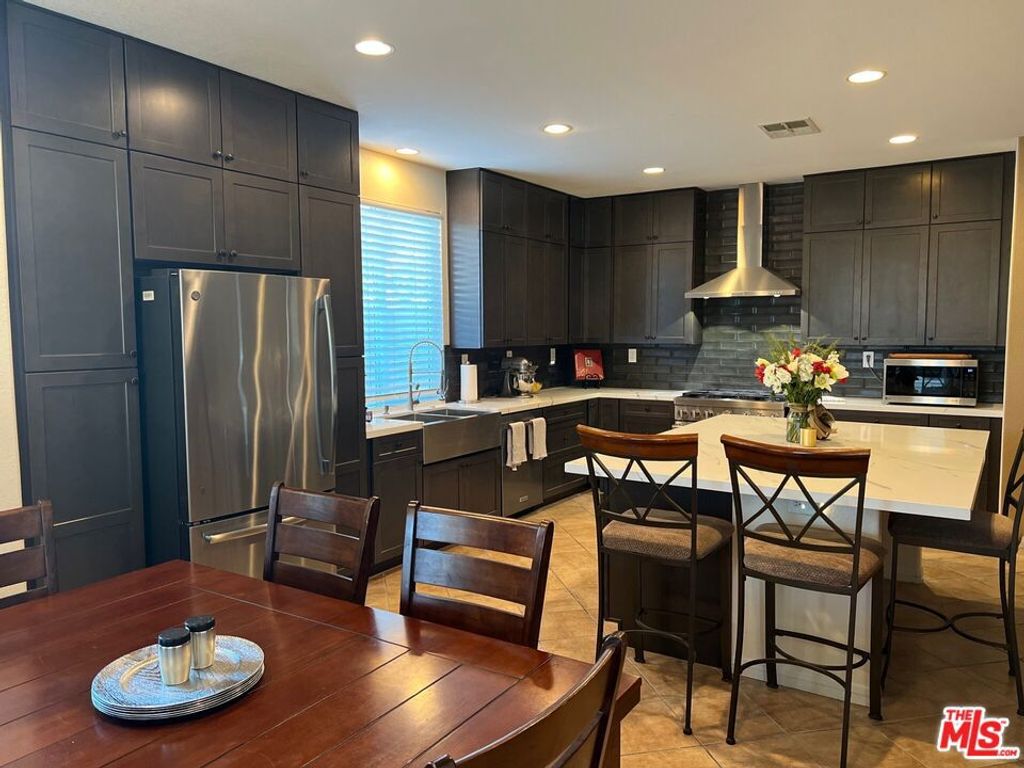 Image 9 of property listing at 12714 Burbank Road, Eastvale, CA 92880