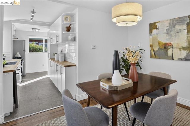 4030 Lusk St, Oakland, CA 94608