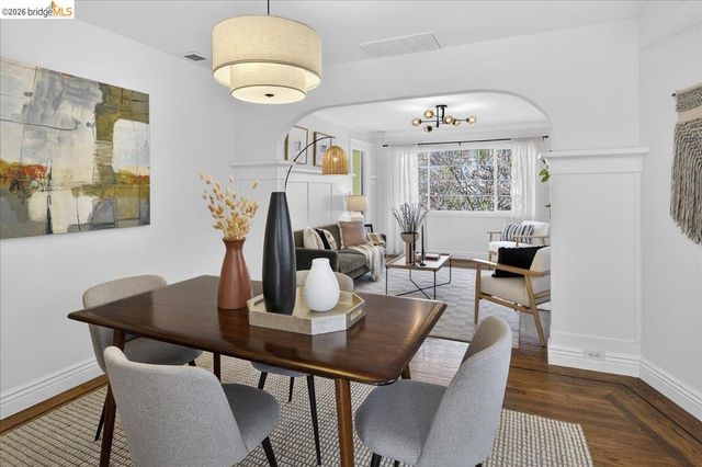 4030 Lusk St, Oakland, CA 94608