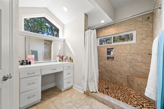 945 SW 82ND TERRACE, Gainesville, FL 32607