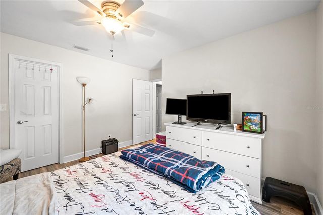 945 SW 82ND TERRACE, Gainesville, FL 32607