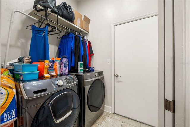 945 SW 82ND TERRACE, Gainesville, FL 32607