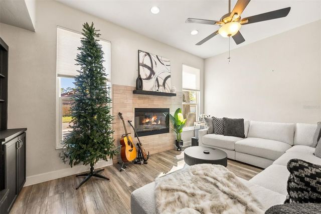 945 SW 82ND TERRACE, Gainesville, FL 32607