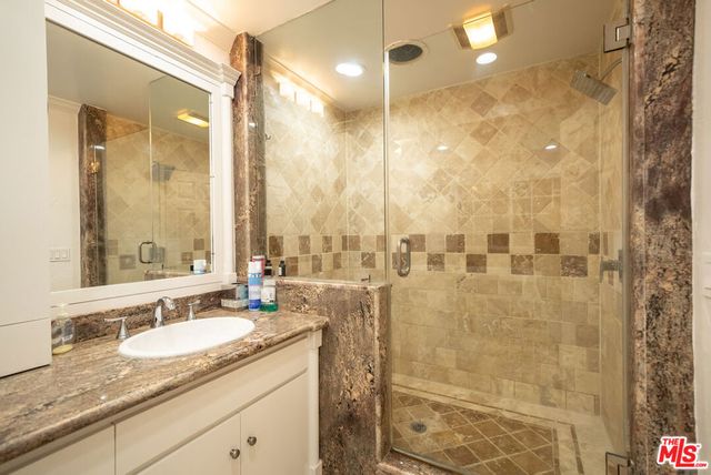 2461 Jupiter Drive, Los Angeles, CA 90046