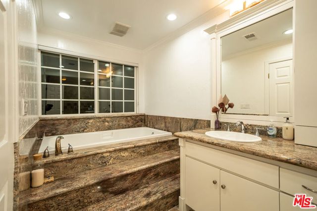 2461 Jupiter Drive, Los Angeles, CA 90046