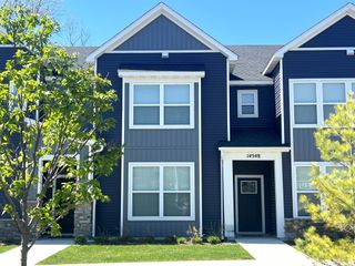 14548 Twin Lakes Circle, Burnsville, MN 55306