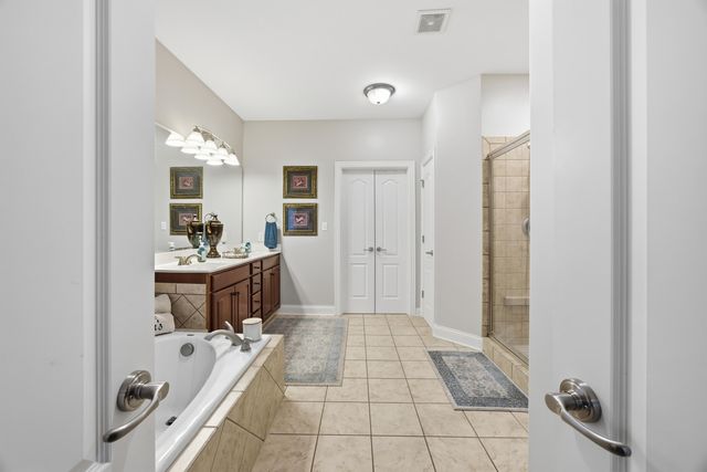 3869 Ormesby Place, Lexington, KY 40515