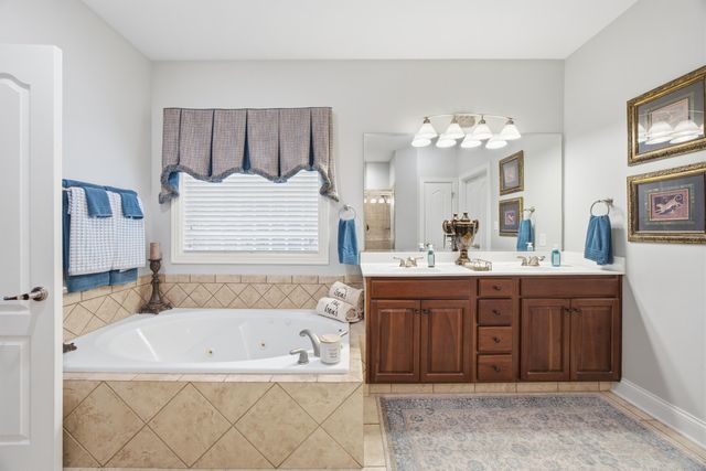 3869 Ormesby Place, Lexington, KY 40515