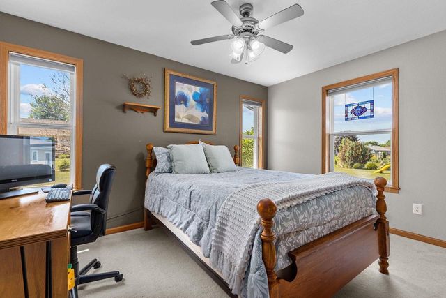 464 SWEETFLAG AVENUE, Fond Du Lac, WI 54935