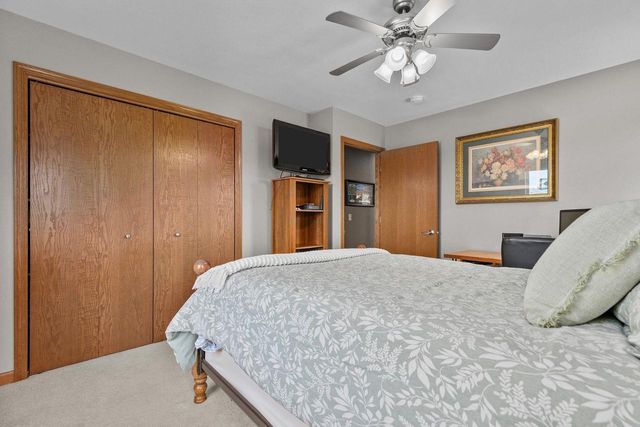 464 SWEETFLAG AVENUE, Fond Du Lac, WI 54935